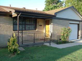 2403 W Manhattan Dr, Wichita, KS 67204