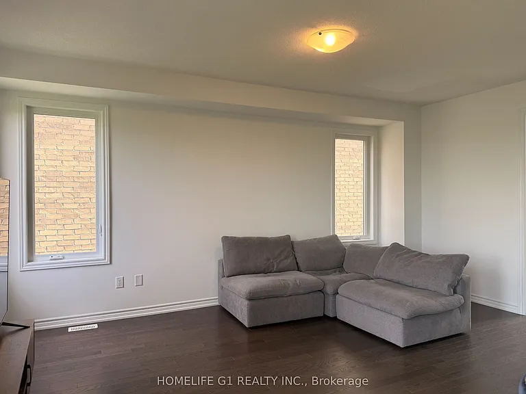 49 Corbett St — Photo 6