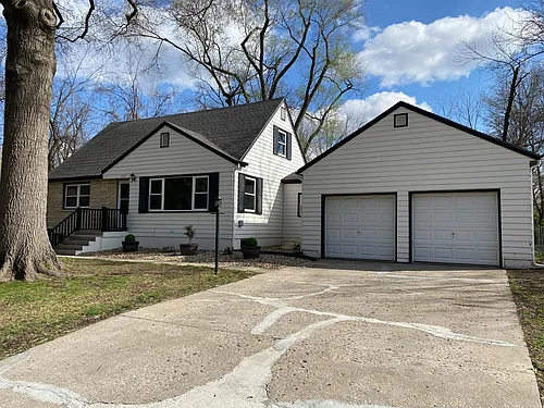 1527 W 21st Ter Photo 1
