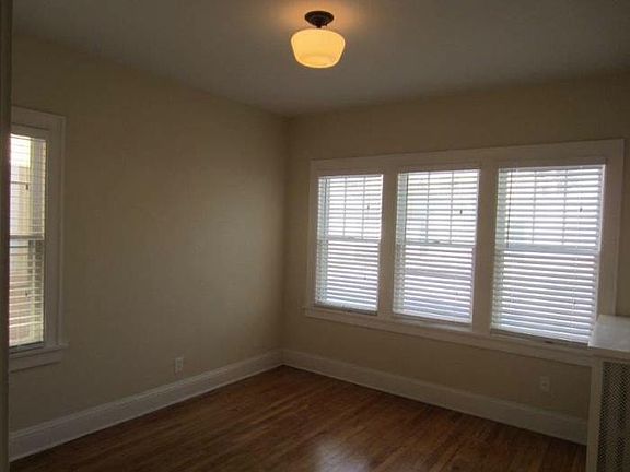5th image of 3327 Emerson Ave S