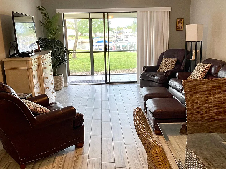 150 Marina Isles Pkwy #303 — Photo 25