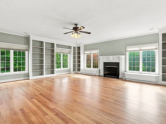 3rd image of 24 Ridge Rd