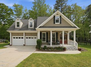 264 Elmcrest Dr, Holly Springs, NC 27540