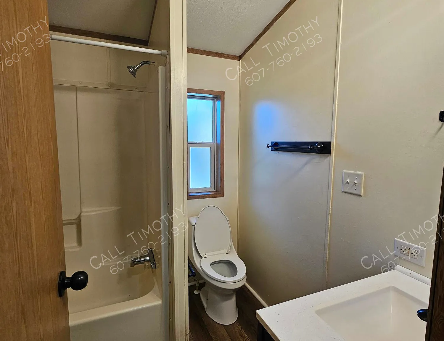 3 bed, 1.5 bath, 924 sqft, $1,275 — Photo 4