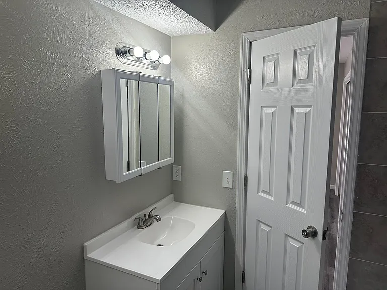 8001 Rothington Rd #11 — Photo 7