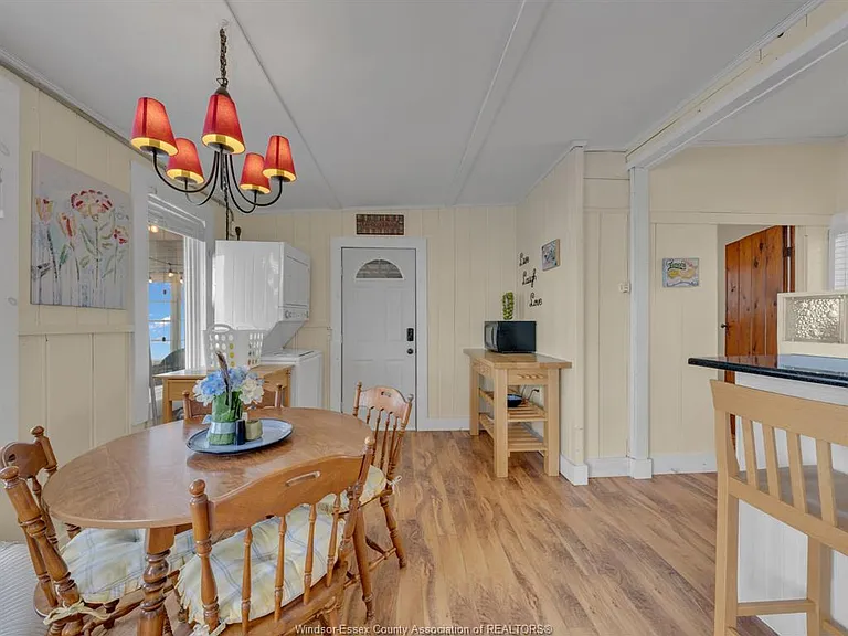 1006 Point Pelee Dr — Photo 13