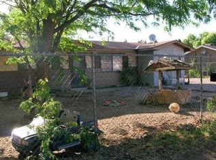 5645 Cletsoway Dr SW, Albuquerque, NM 87105