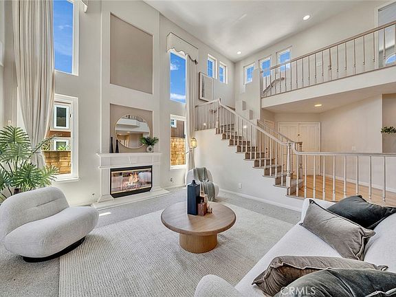 4th image of 18142 Wellington Ln