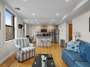 454 Hanover St APT 5, Boston, MA 02113