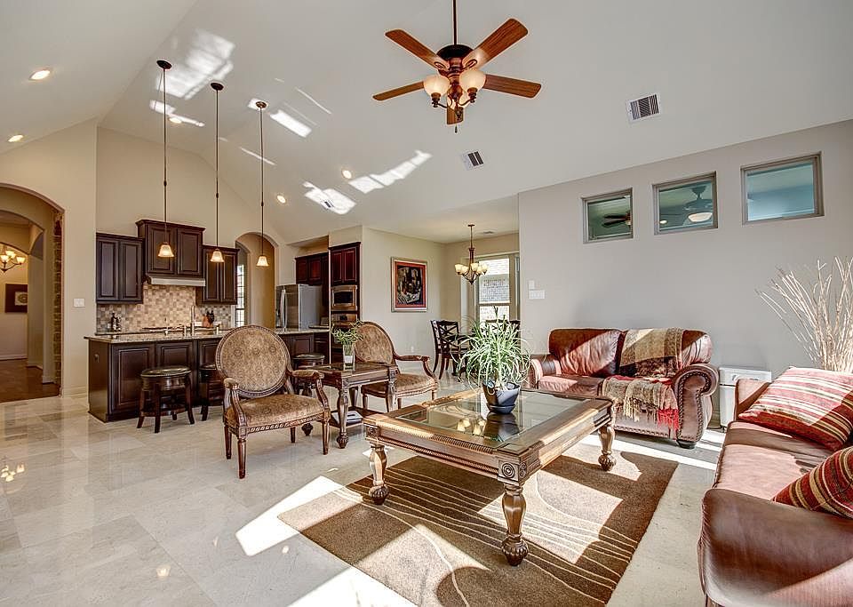 1st image of 31 Witherbee Pl