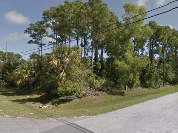 5902 Tangelo Dr, Fort Pierce, FL 34982