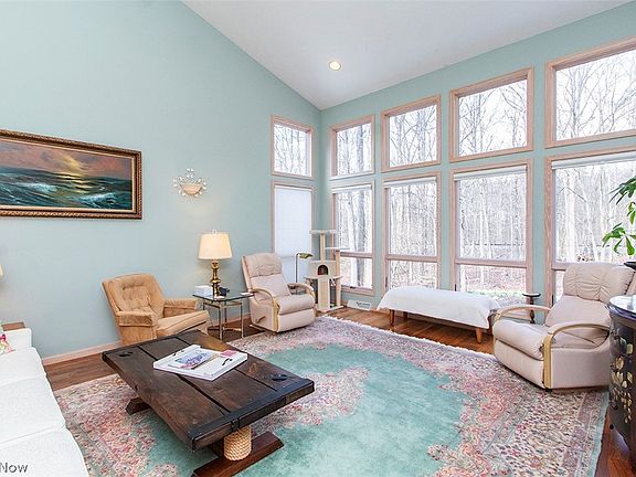 4th image of 3655 Turnberry Dr