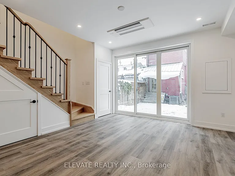 144 Ascot Ave #3 — Photo 7