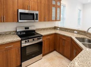 2286 SW 16th Ct #TOWNHOUSE 2286, Miami, FL 33145