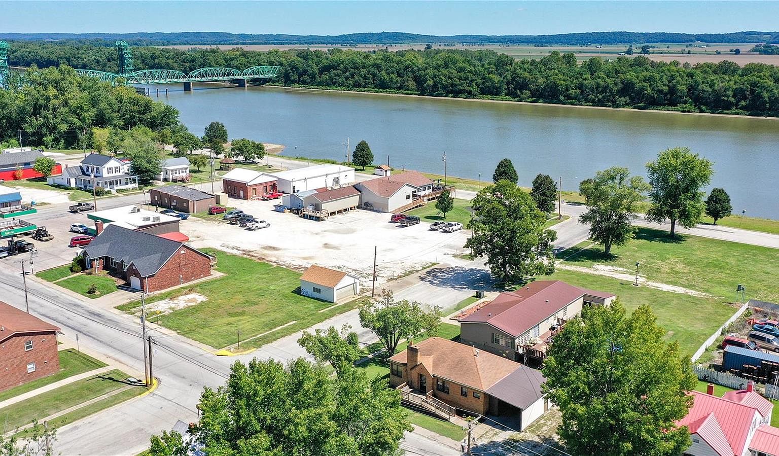 201 S Park St, Hardin, IL 62047 MLS 23052930 Zillow