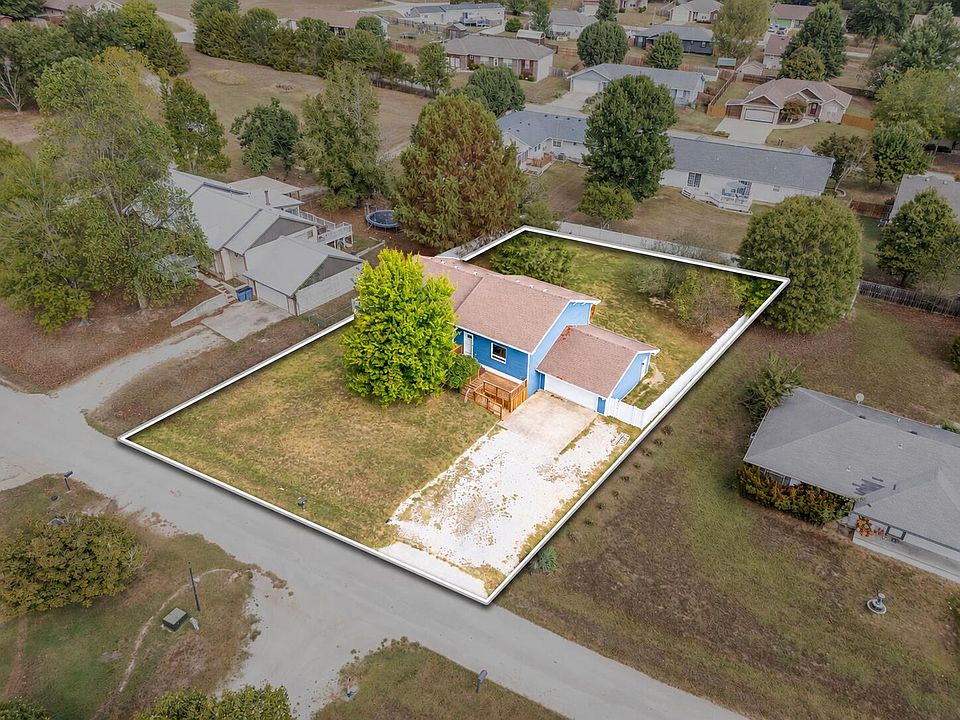1st image of 517 Arrowhead Circle