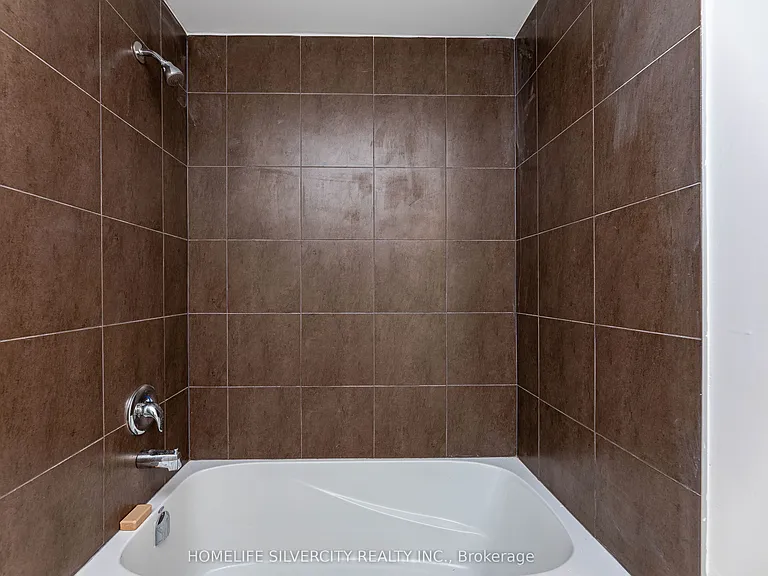 188 Angus Dr #17 — Photo 17