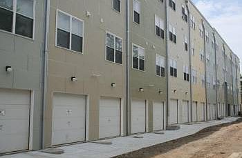 4th image of 800 N 48th St Unit 27