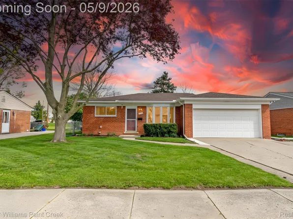 20761 Shoreview St, Clinton Township, MI 48035