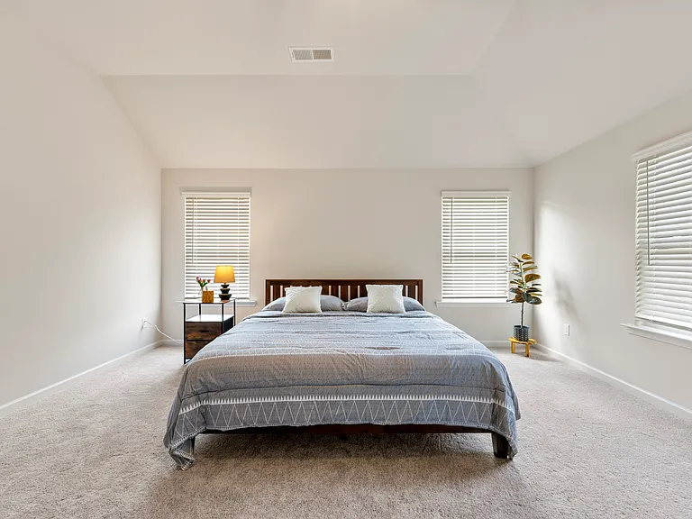 535 Hancock Dr SE — Photo 12