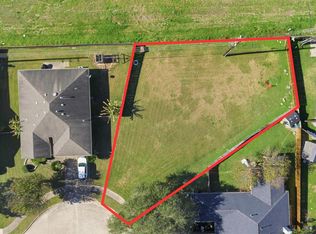 7702 Londres Dr, Houston, TX 77083