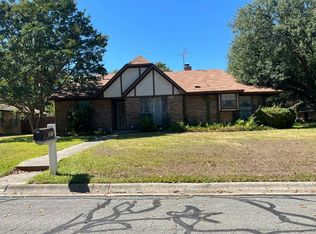 2321 N Lake Trl, Denton, TX 76201