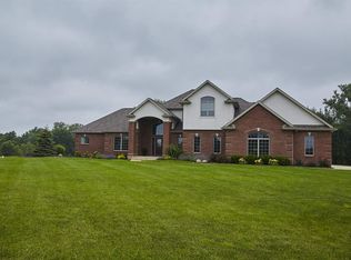 6503 Hollopeter Rd, Leo, IN 46765
