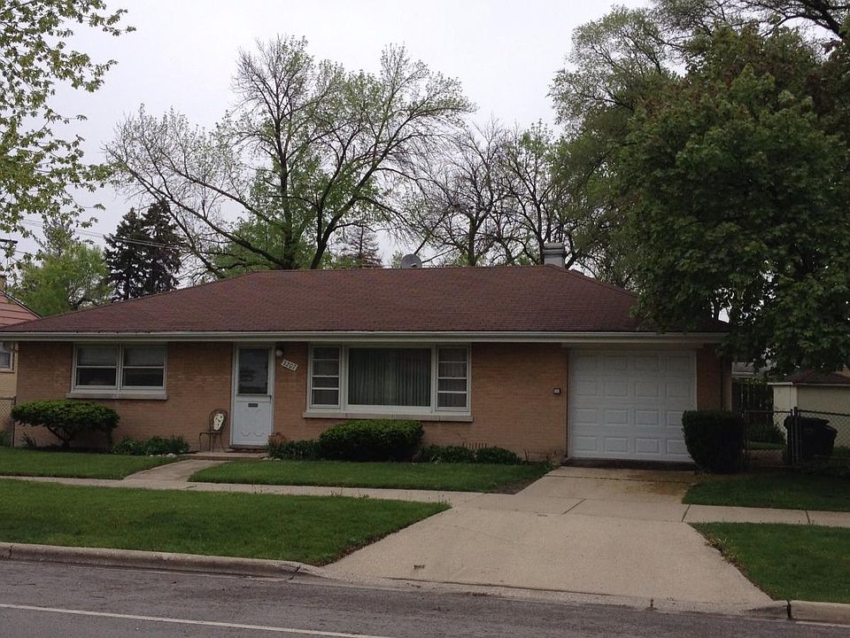 3207 Grand Blvd, Brookfield, IL 60513 Zillow