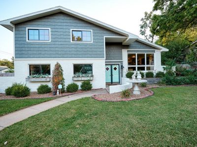 40 Crestview Dr, Salina, KS, 67401