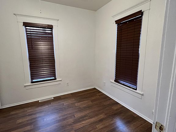 5th image of 820 N Custer St #1