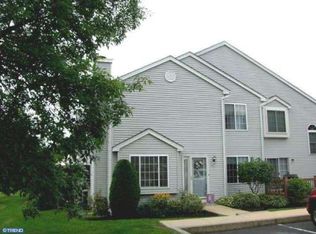 307 Wind Ripple Ct, Harleysville, PA 19438