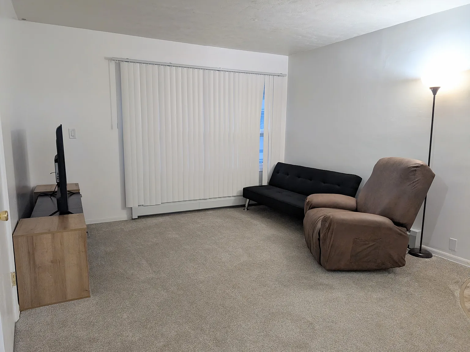 2 bed, $1,600 — Photo 4
