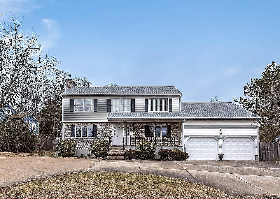 1st image of 54 Wildwood Ln