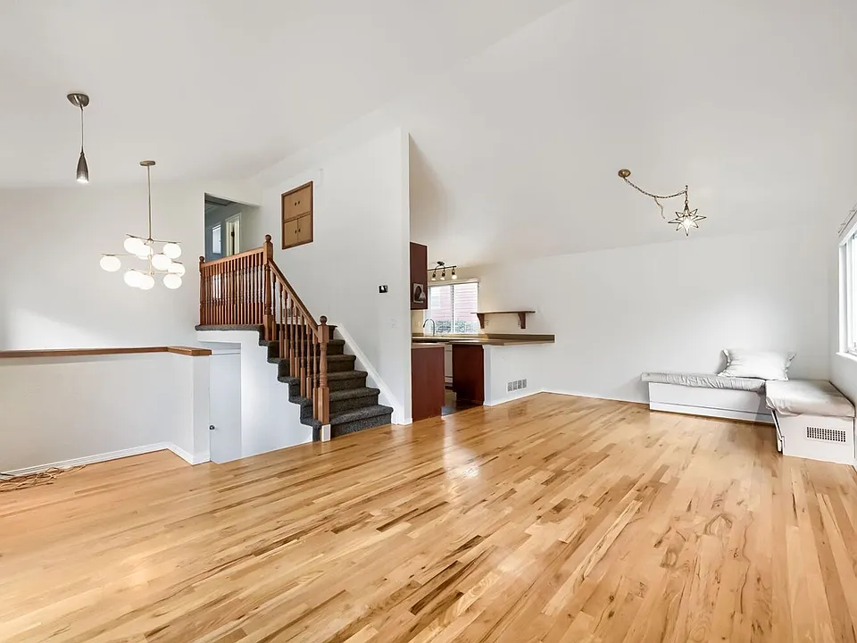 3838 Fredericks Ct