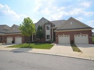 29387 Woodpark Cir, Warren, MI, 48092