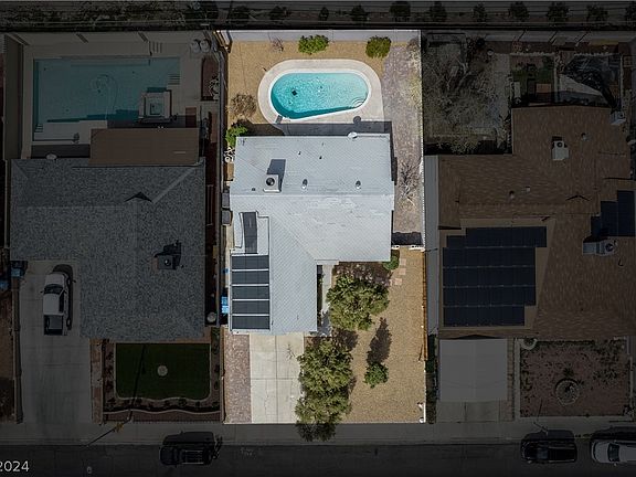 3rd image of 2812 Avalon Ave