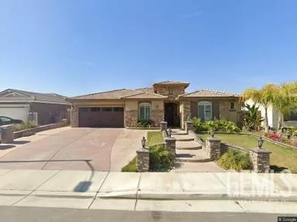 235 Hammersmith Dr, Bakersfield, CA 93314