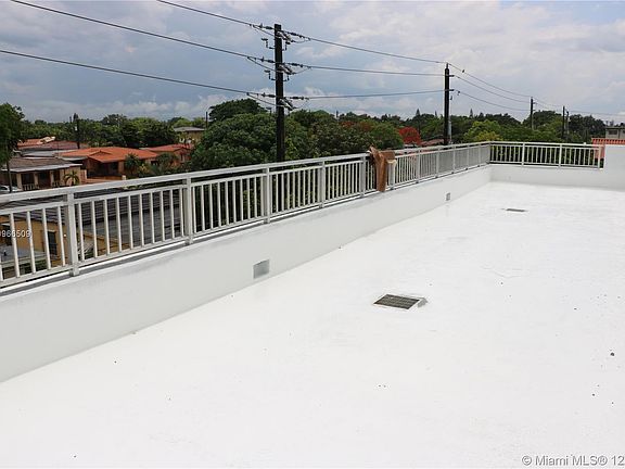 2nd image of 4332 W Flagler St Unit 202