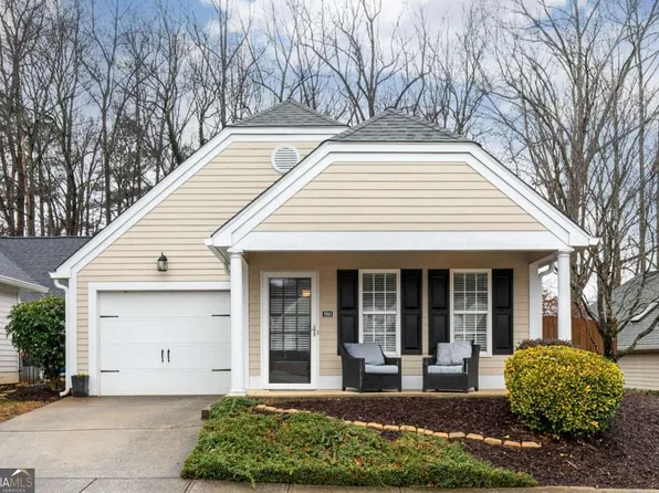 5011 Kathryn Glen Dr, Acworth, GA 30101