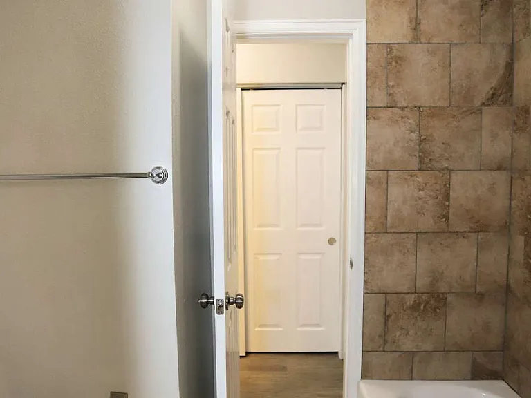 5042 El Camino Dr #91 — Photo 24