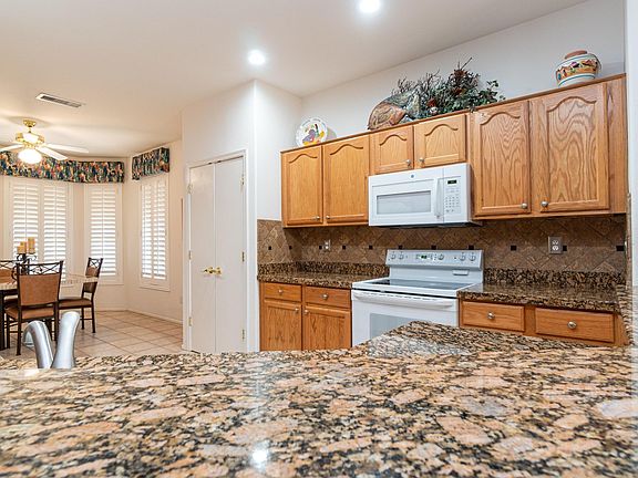 5th image of 15892 W Grand Isle Way