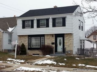 3706 S 16th St, Milwaukee, WI 53221