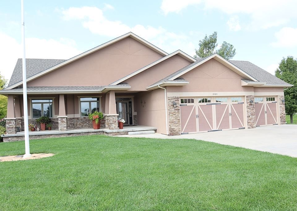 1st image of 2103 Hillpointe Way
