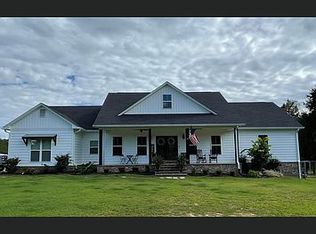 5320 State Route 100 E, Henderson, TN 38340