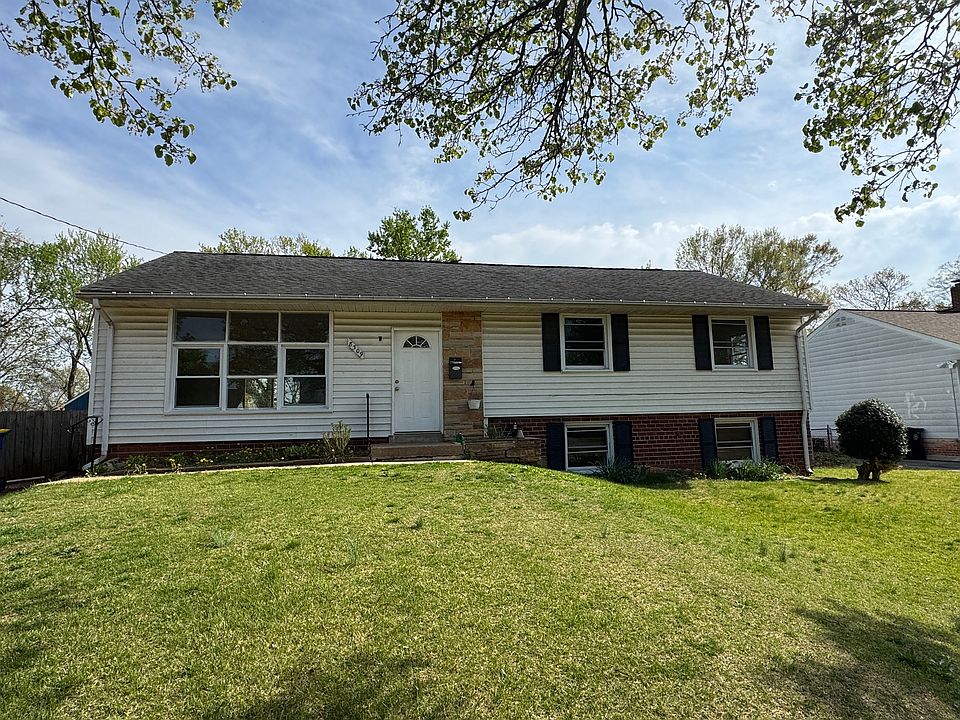 1st image of 8309 Larchwood St