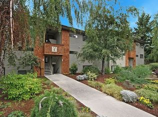 Whispering Brook, Seattle, WA 98198