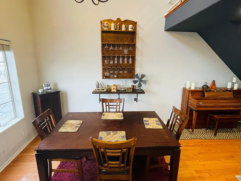 5127 Klump Ave #303 — Photo 4