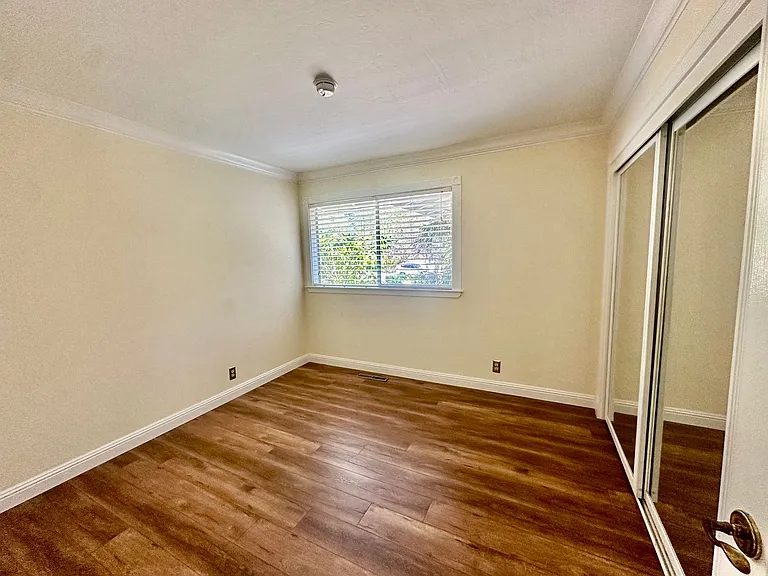 19650 Sky Oaks Way — Photo 17