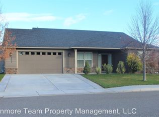 4501 Meadow View Dr, Pasco, WA 99301