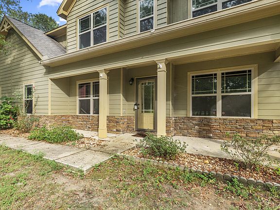 3rd image of 397 Owens Rd
